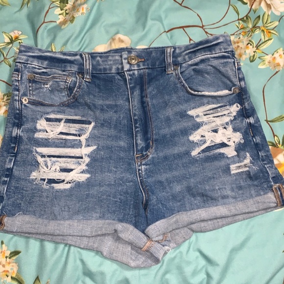 Blue distressed American Eagle high-waisted shorts - Picture 1 of 6